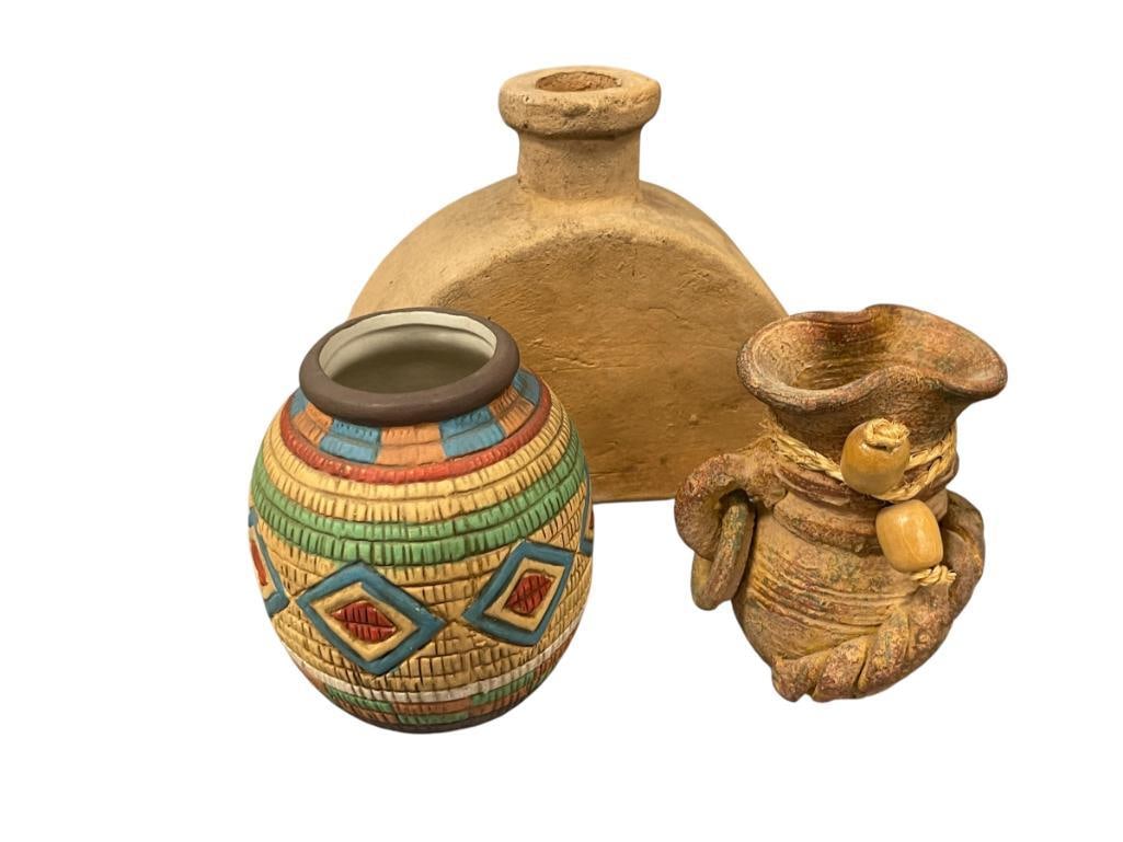 THREE UNIQUE PIECES OF SOUTHWEST POTTERY INCLUDING ONE WITH HANDPAINTED PATTERN (1 of 11)