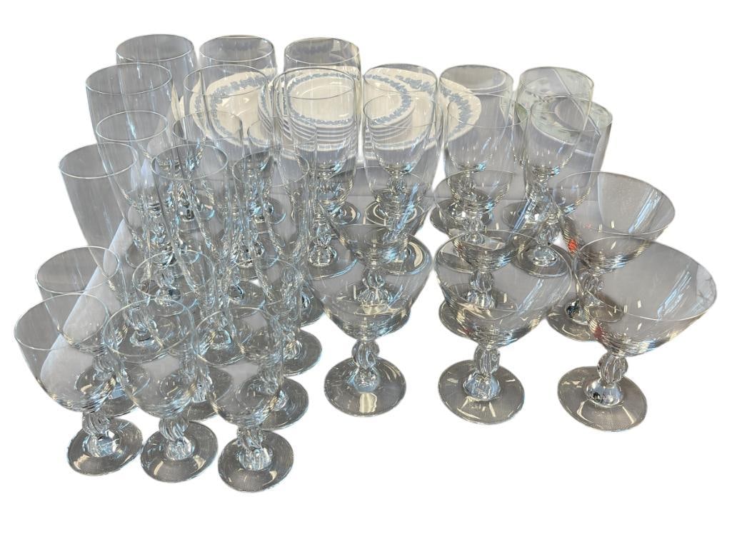 LALIQUE FRENCH CRYSTAL FEJUS WINE GLASSES / STEMWARE: LALIQUE FINE FRENCH CRYSTAL STEMWARE SET, SIMPLE DEIGN WITH TWISTED STEMS, FIVE DIFFERENT STYLE GLASSES IN SAME DESIGN, CHAMPAGNE FLUTE, WATER GLASSES, WINE GLASSES, CORDIALS, AND COCKTAIL GLASSE