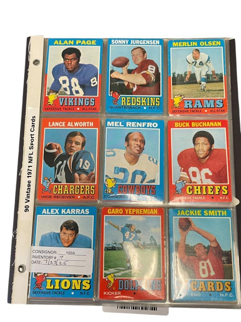90 VINTAGE 1971 TOPPS NFL FOOTBALL SPORTS CARDS: 1971 TOPPS FOOTBALL SPORT CARDS FEATURING PLAYERS JACKIE SMITH, ALAN PAGE, GEORGE WEBSTER, JIM BUTLER, MEL FARR, LARRY BROWN, WILLIE WOOD