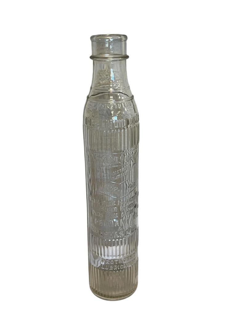 PENNANT OIL & GREASE CO CLEAR GLASS EMBOSSED 1QT GLASS MOTOR OIL BOTTLE: PENNANT OIL & GREASE EMBOSSED CLEAR GLASS BOTTLE, 1QT CAPACITY, EXCELLENT CONDITION, NO DAMAGE OR REPAIR 14 1/2" H