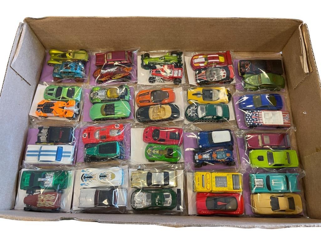 40 ASSORTED PRE-OWNED HOTWHEELS DIE-CAST TOY CARS 1/64 SCALE (1 of 10)
