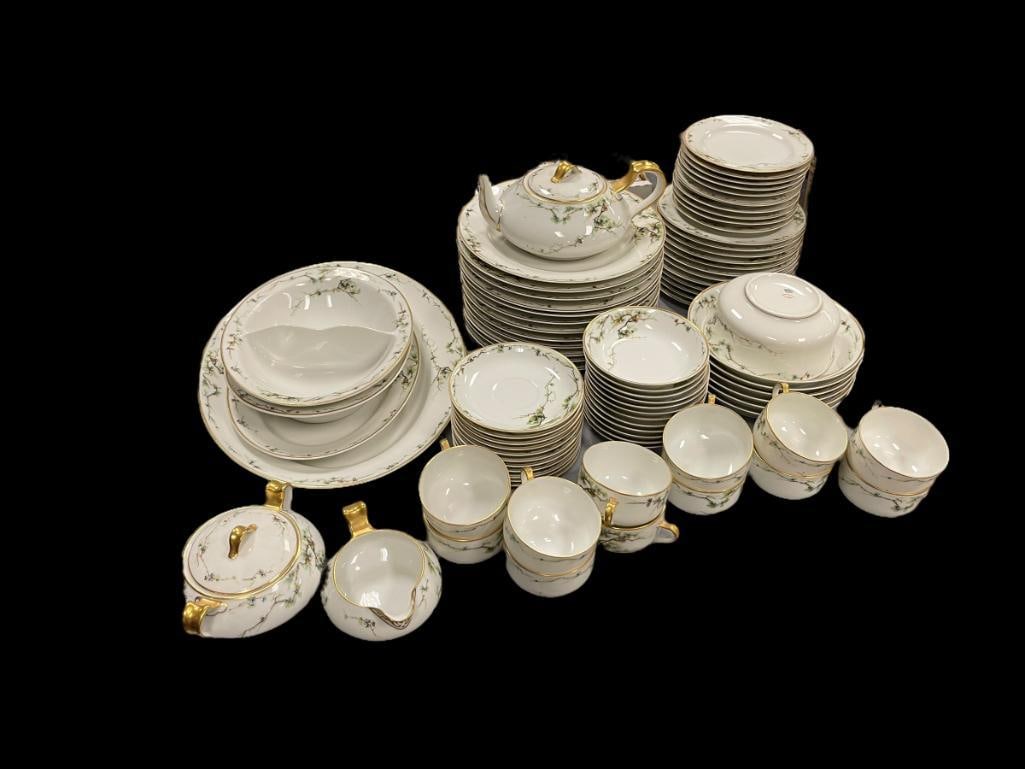 HAVILAND & CO LIMOGES SCHLEIGER 432 PATTERN PORCELAIN CHINA SET MADE IN FRANCE (1 of 10)
