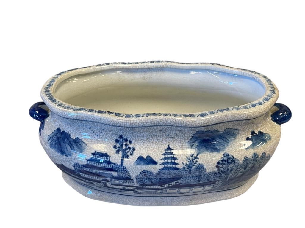 BLUE AND WHITE PORCELAIN CHINOSERIE FOOT BATH WITH LANDSCAPE SCENE: FLORAL RIM WITH LOOP HANDLES, OFTEN USED AS A DECORATIVE PLANTER 15" L, 6 1/8" H
