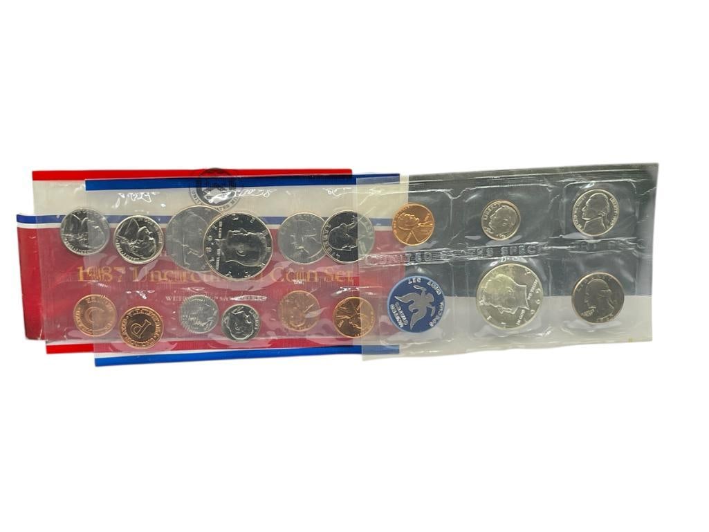 1965 U.S. SPECIAL MINT SET AND 1987 UNCIRCULATED COIN SETS (1 of 10)