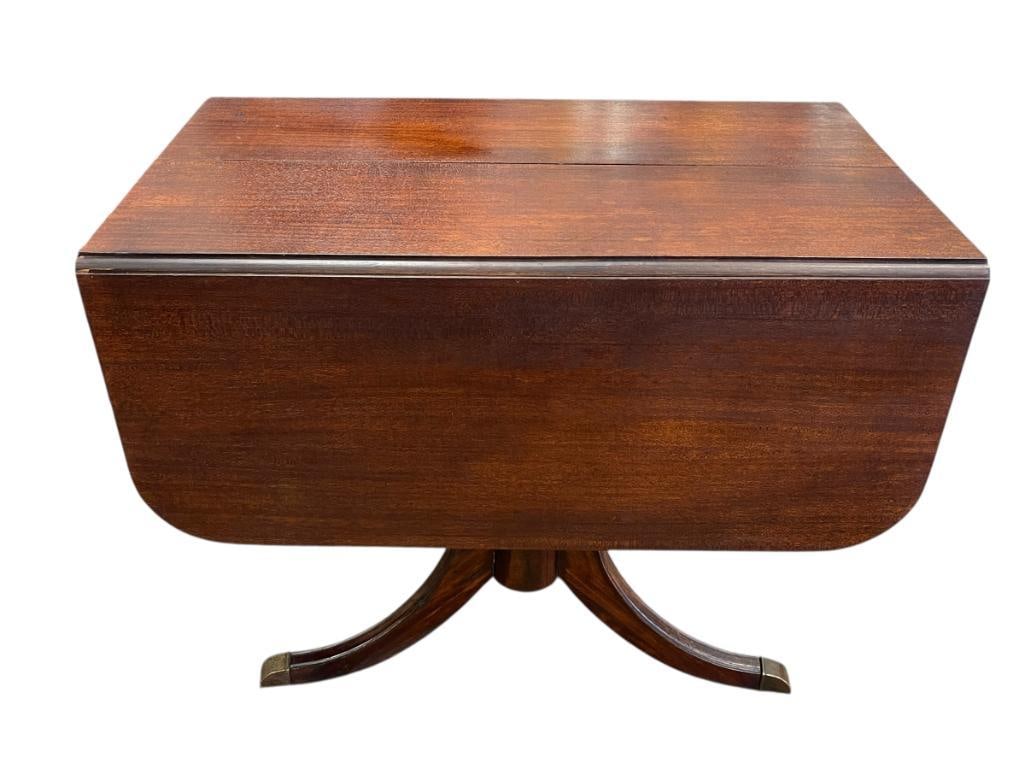 20TH CENTURY 1930'S DUNCAN PHYFE DROP LEAF DINING TABLE WITH BRASS CAP FEET: GREAT CONDITION FOR ITS AGE 57" X 42" X 30"