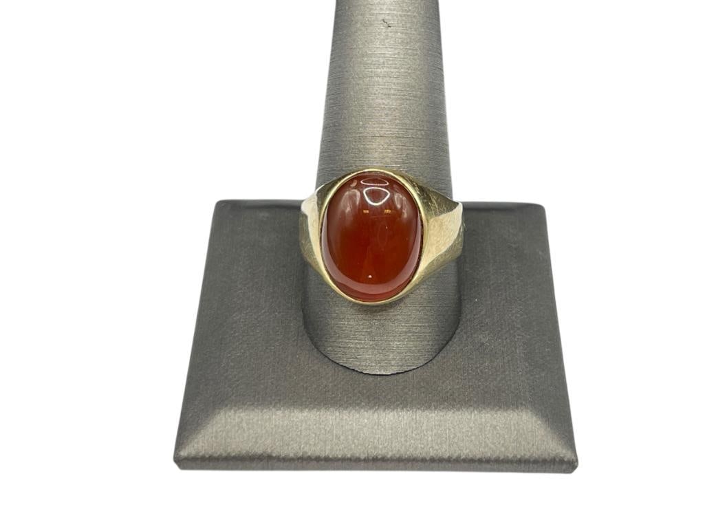 MEN'S 10K YELLOW GOLD OVAL CABOCHON CARNELIAN RING (1 of 6)