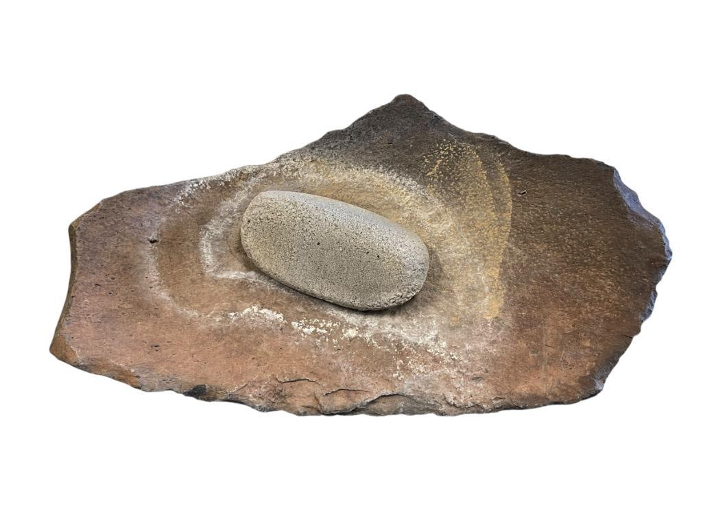LATE 19TH CENTURY NATIVE AMERICAN ROCK METATE AND MANO GRINDING STONE PRIMITIVE TOOL / ARTIFACT (1 of 4)