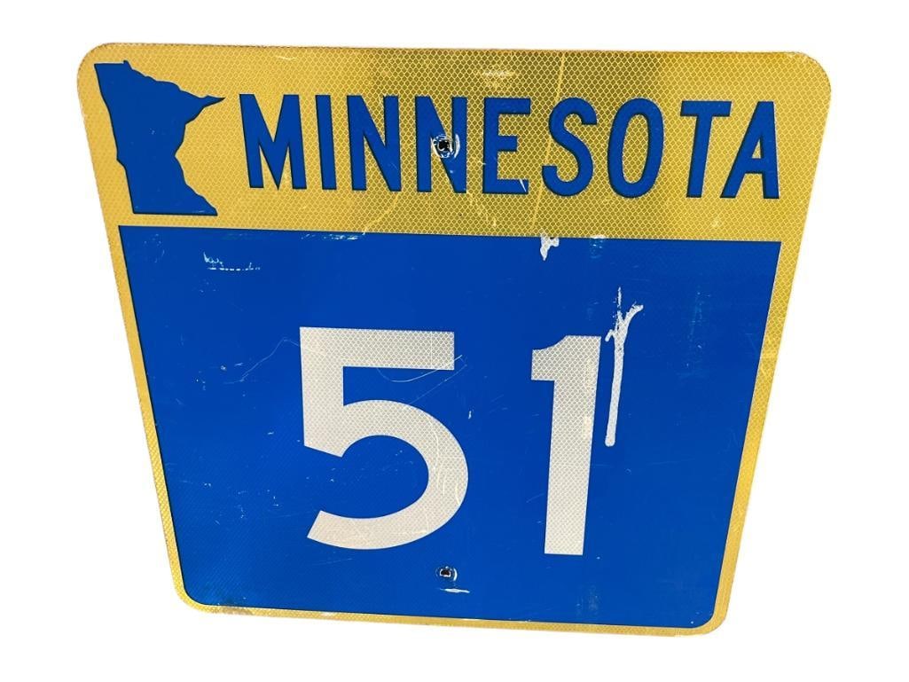 LARGE ORIGINAL MINNESOTA HIGHWAY 51 METAL REFLECTIVE ROAD SIGN (1 of 4)