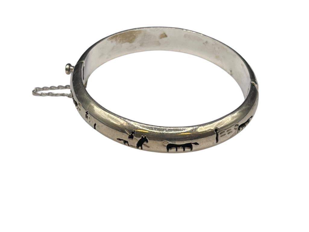 SIGNED TAXCO MEXICO STERLING SILVER STORYTELLER BANGLE BRACELET WITH CUT PATTERN DESIGN (1 of 6)