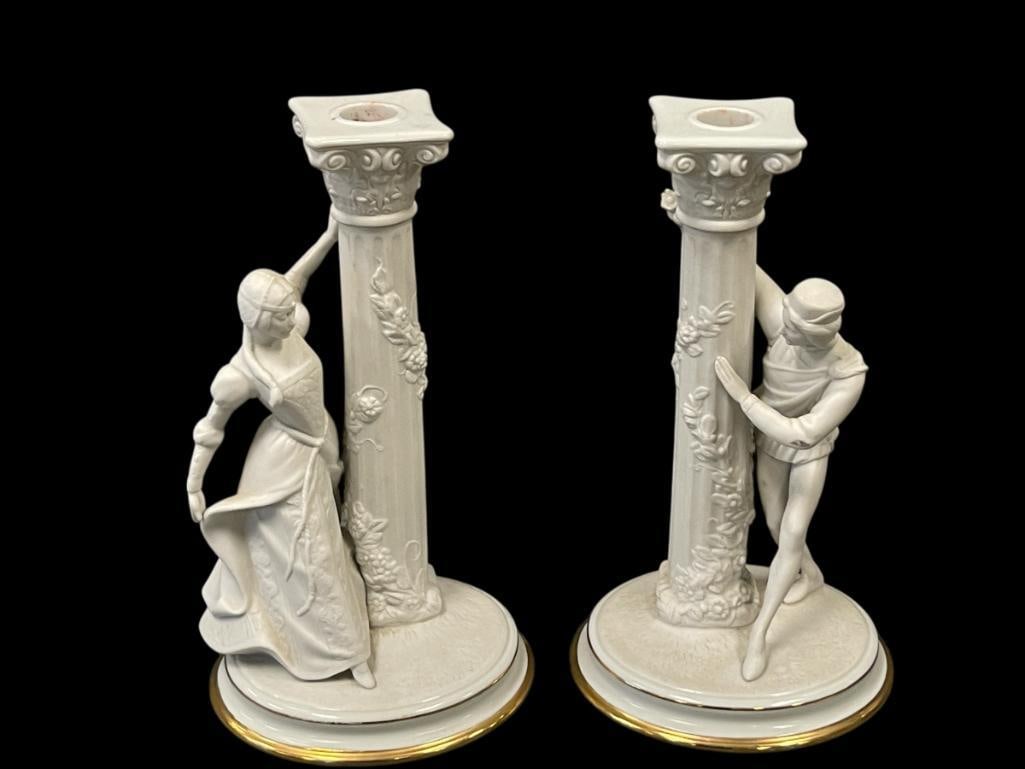 7986 THE FRANKLIN MINT THE ROMEO AND JULIET PORCELAIN CANDLESTICK HOLDERS: BISQUE AND GLAZE PORCELAIN FIGURAL CANDLESTICK HOLDERS WITH GILT BANDS 9 3/4" H