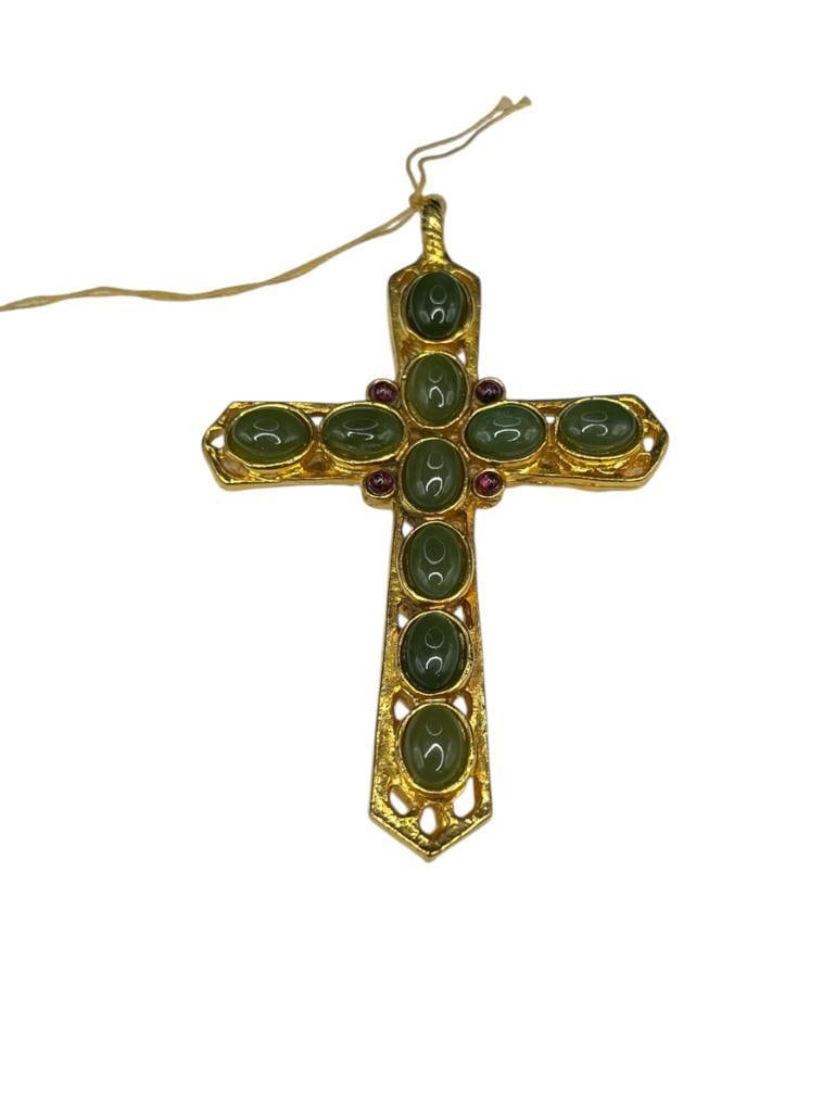 GOLD PLATED JADE AND OPAL CABOCHON CROSS PENDANT (1 of 8)