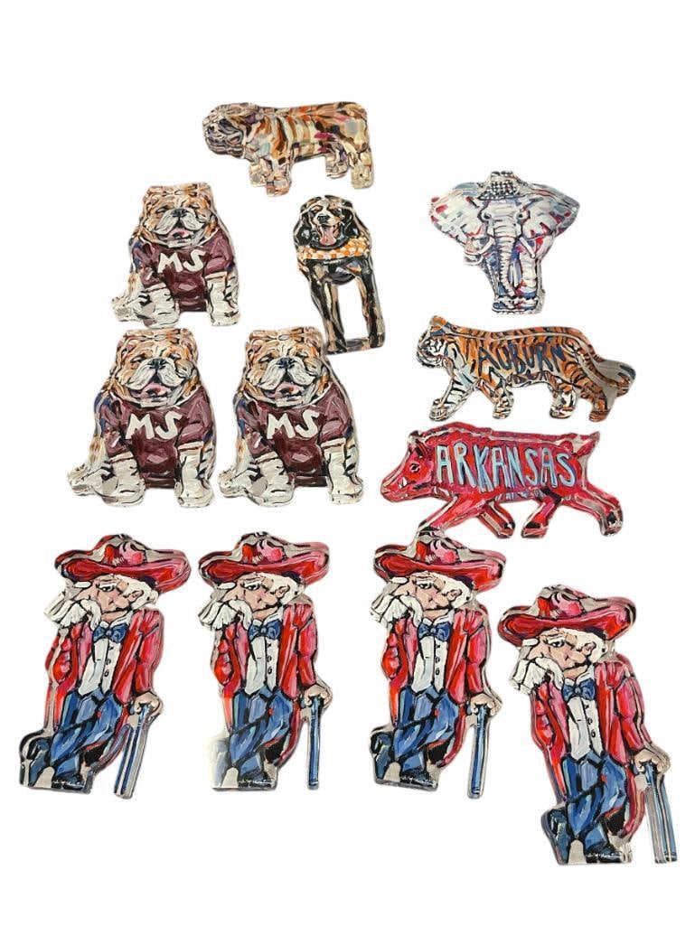 ASSORTED COLLEGE MASCOT THEMED BLOCK ACRYLICS BY CHELSEA MCSHANE INCLUDING AUBURN AND ARKANSAS: ALSO INCLUDES MISSISSIPPI STATE AND OTHER ANIMALS AS WELL APPROX. 7" EACH