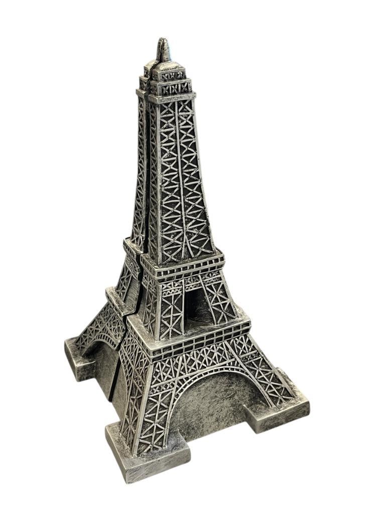 PAIR OF BLACK AND SILVER DISTRESSED EIFFEL TOWER RESIN BOOKENDS: 9 3/4" H
