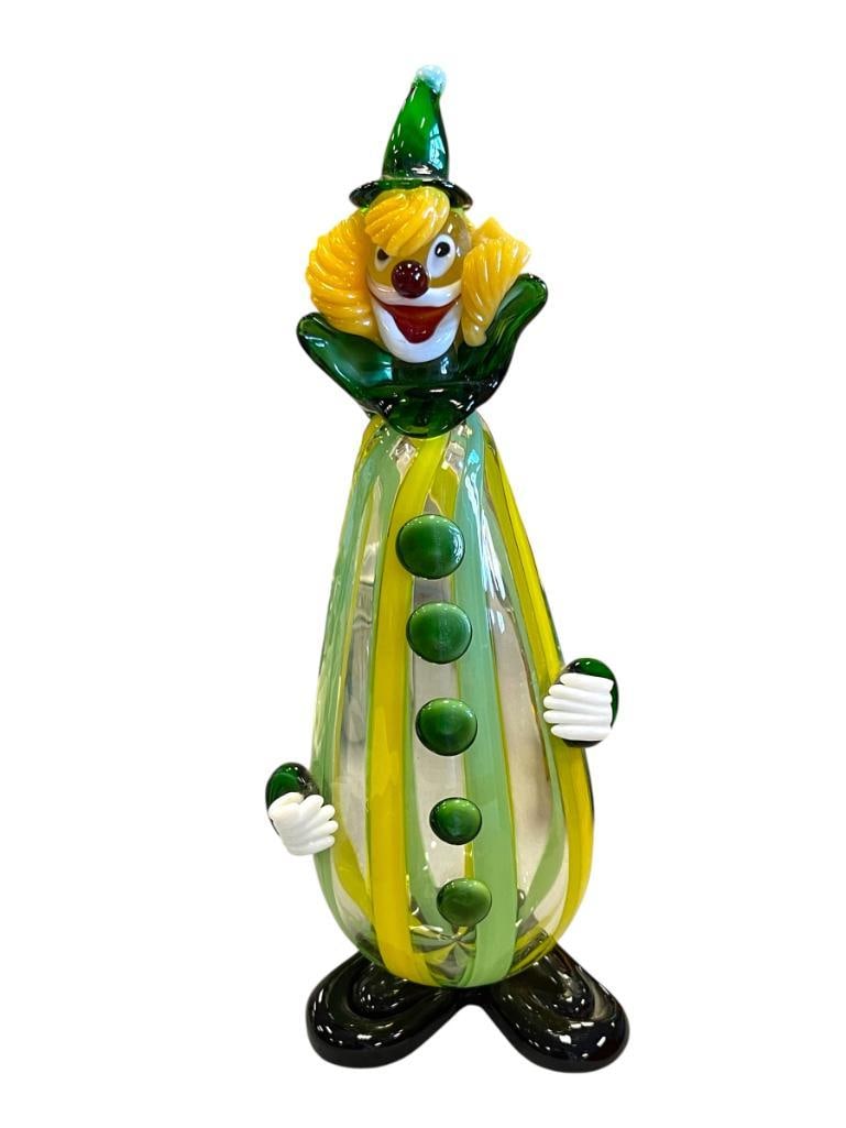 UNIQUELY CRAFTED COLORFUL MURANO GLASS CLOWN FEATURING GREEN AND YELLOW TONES: UNMARKED, NO CHIPS OR CRACKS 11" H
