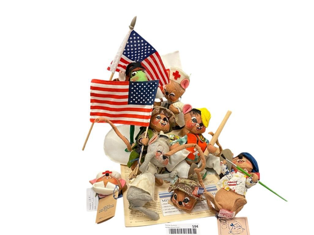 ANNALEE MOBILITEE DOLLS TEXTILE DOLLS AND FIGURAL HEAD PINS CIRCA 1971-1993 (1 of 15)