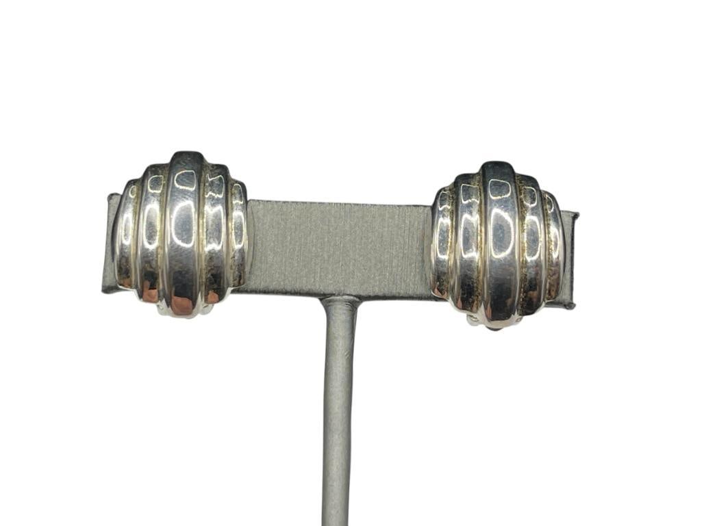 STERLING SILVER RIBBED CLIP-BACK EARRINGS: 7/8", 8.13 GRAMS