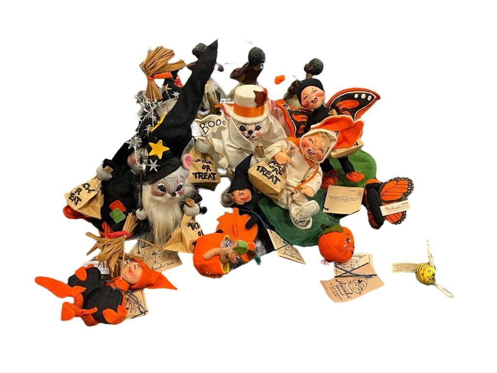 1993 - 2002 ANNALEE MOBILITEE DOLLS TEXTILE TRICK OR TREATERS HALLOWEEN DOLLS (1 of 15)