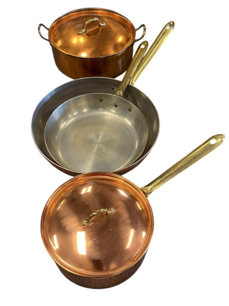 VINTAGE PORTUGAL MADE TAGUS COPPPERWARE POTS AND PANS: INCLUDES TWO POTS WITH LIDS AND TWO PANS, ALL FEATURES BRASS HANDLES, MARKED ON HANDLES OR BOTTOM OF EACH PIECE LARGEST PAN IS 10 1/4"
