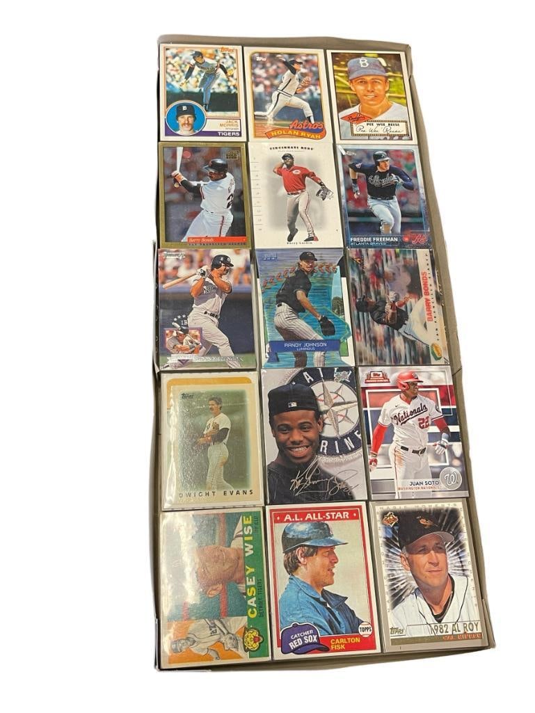 APPROX. 750 COLLECTIBLE SPORTS CARDS COLLATED IN SEALED PLASTIC PACKS: APPEARS TO BE ALL BASEBALL CARDS, INCLUDES HALL OF FAMERS AND LEGENDS OF THE GAME