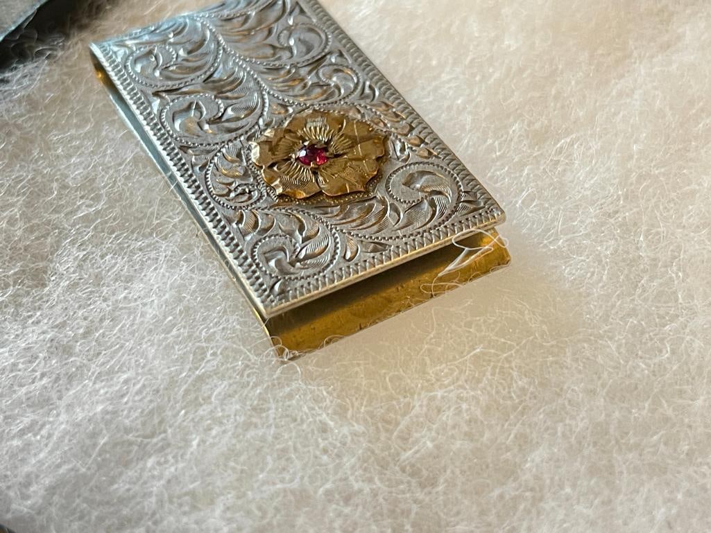 HISTORICAL NEVADA BROTHEL MEMORABILIA JOE & SALLY MUSTANG RANCH ENTRY GLASS, REVOLVER, MONEY CLIP - 12