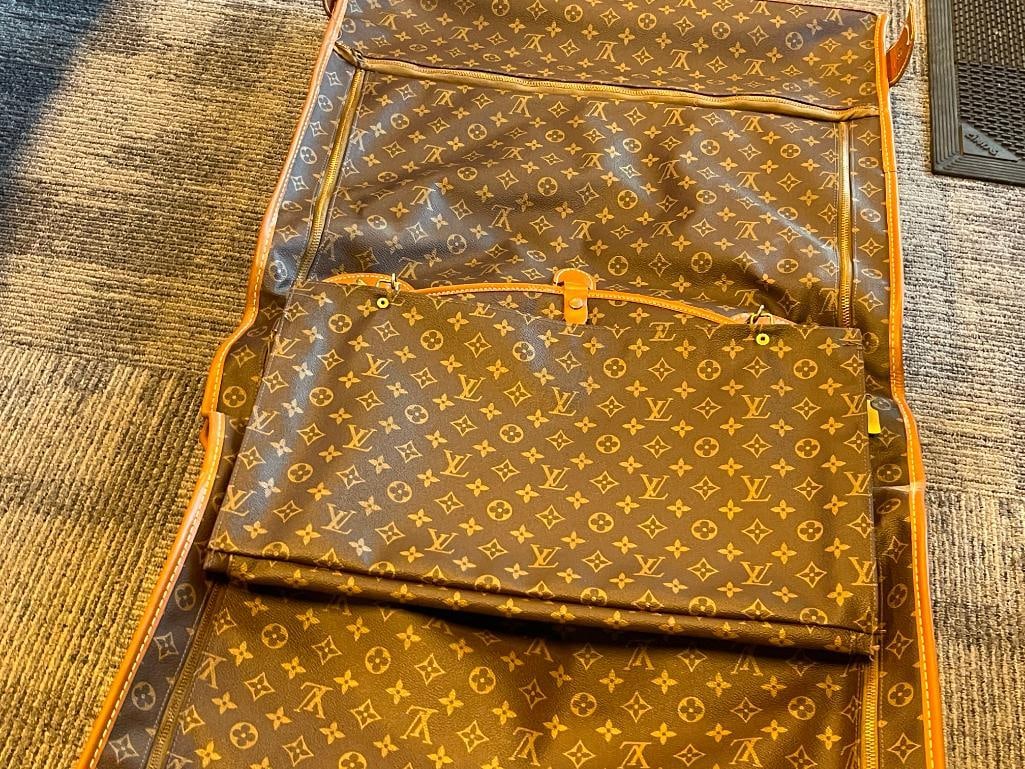VINTAGE LOUIS VUITTON TRAVEL GARMENT BAG CIRCA 1980'S SIGNATURE MONOGRAM CANVAS DESIGN - 10