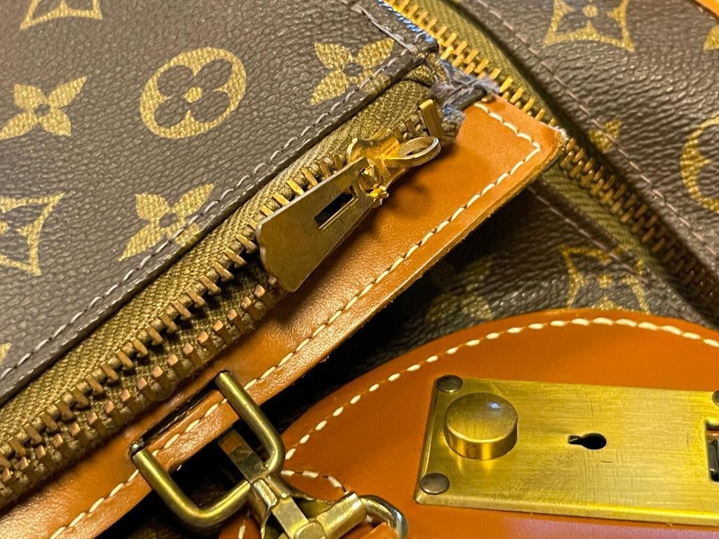 VINTAGE LOUIS VUITTON TRAVEL GARMENT BAG CIRCA 1980'S SIGNATURE MONOGRAM CANVAS DESIGN - 14