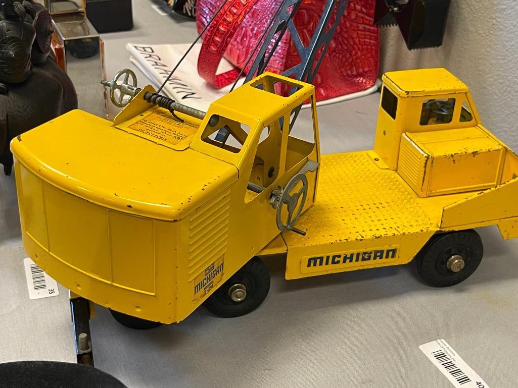 1950'S / 1960'S NY-LINT TOYS NYLINT CLARK MICHIGAN T-24 CRANE CONSTRUCTIN TOY PRESSED STEEL - 9