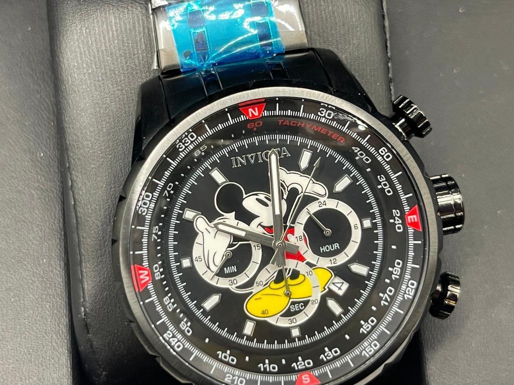 MEN'S LIMITED EDITION DISNEY MICKEY MOUSE INVICTA QUARTZ CHRONOGRAPH WRISTWATCH MODEL NO. 26743 - 4