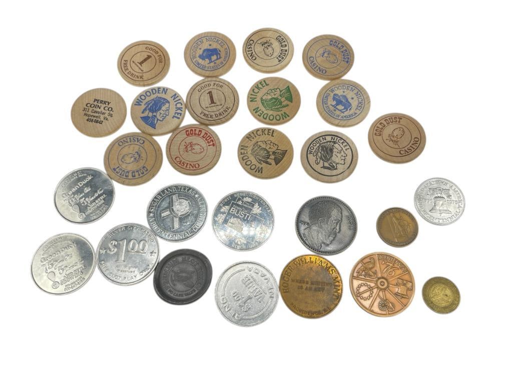 VINTAGE COLLECTION OF WOODEN NICKELS AND CASINO TOKENS (1 of 10)