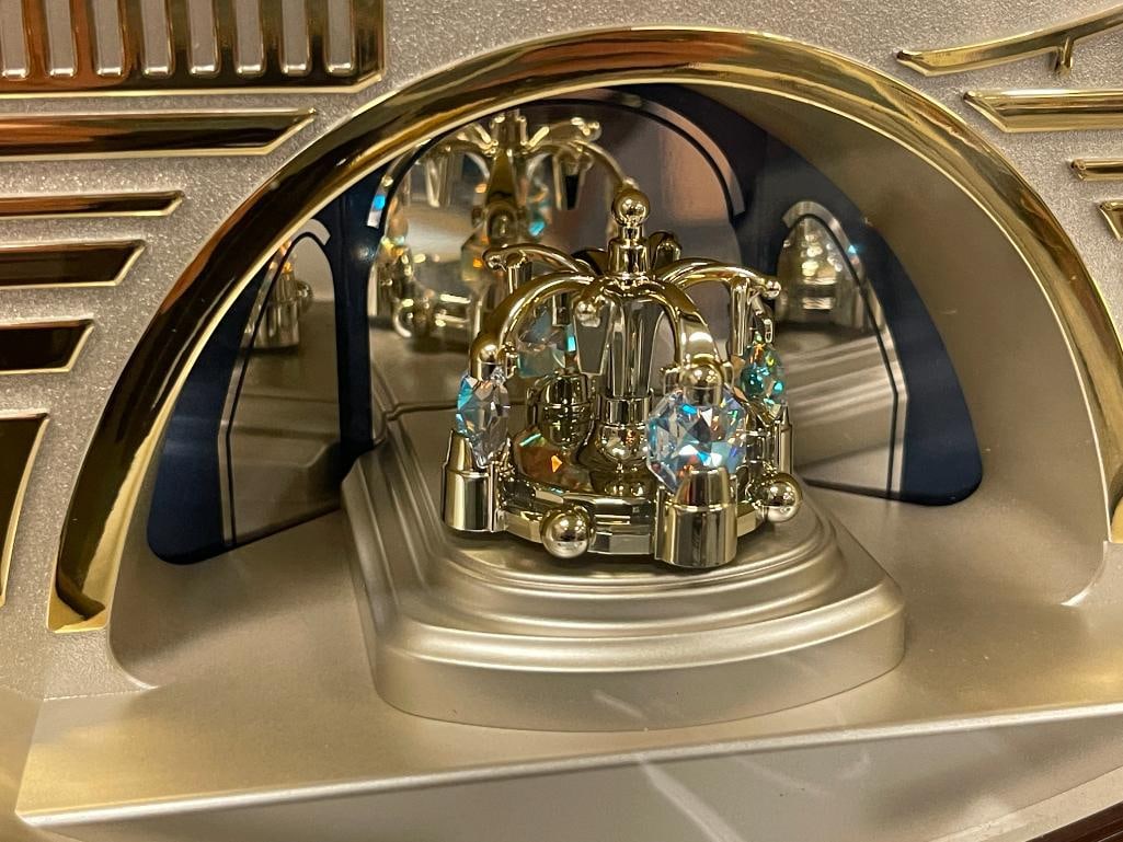 SEIKO MELODIES IN MOTION BATTERY OPERATED ANIMATED WALL CLOCK WITH SWAROVSKI CRYSTALS - 4