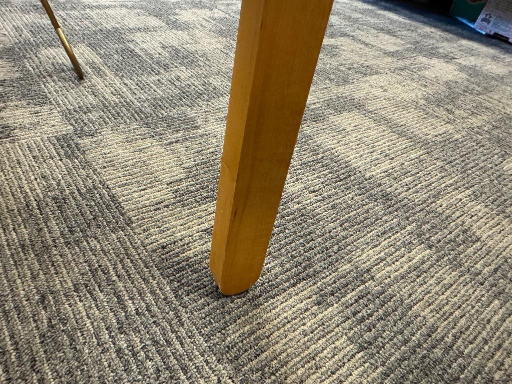 1970'S BAKER FURNITURE ART DECO STYLED TABLE WITH DISTINCT CONTRASTING WOOD INLAY TOP - 12