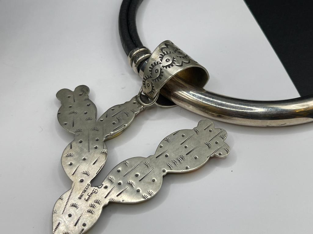 VINTAGE NAVAJO B. BEGAY ARTIST SIGNED STERLING SILVER NECKLACE FEATURING BUMBLEE JASPER AND CORAL - 7