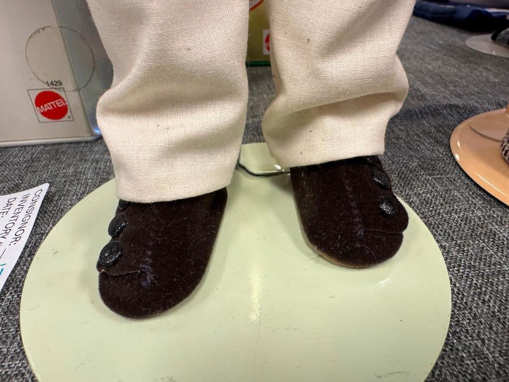 1983 MARK TWAIN BY EFFANBEE DOLLS AND 1980 W.C. FIELDS CENTENNIAL DOLL ALSO MADE BY EFFANBEE DOLLS - 3