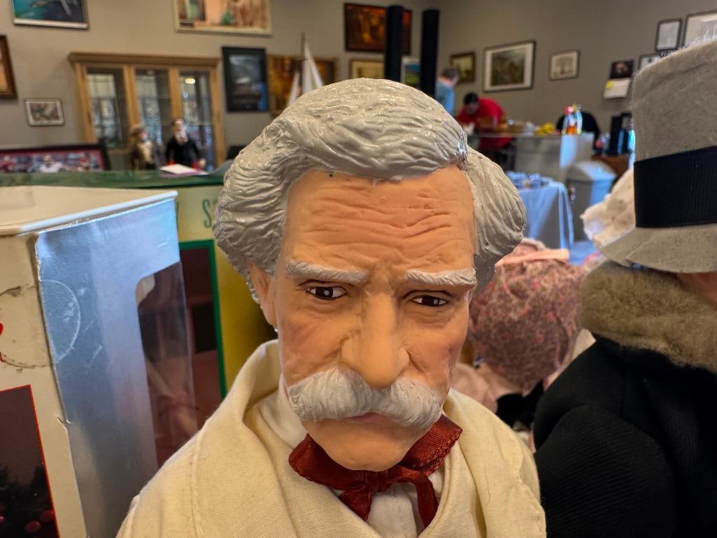 1983 MARK TWAIN BY EFFANBEE DOLLS AND 1980 W.C. FIELDS CENTENNIAL DOLL ALSO MADE BY EFFANBEE DOLLS - 4