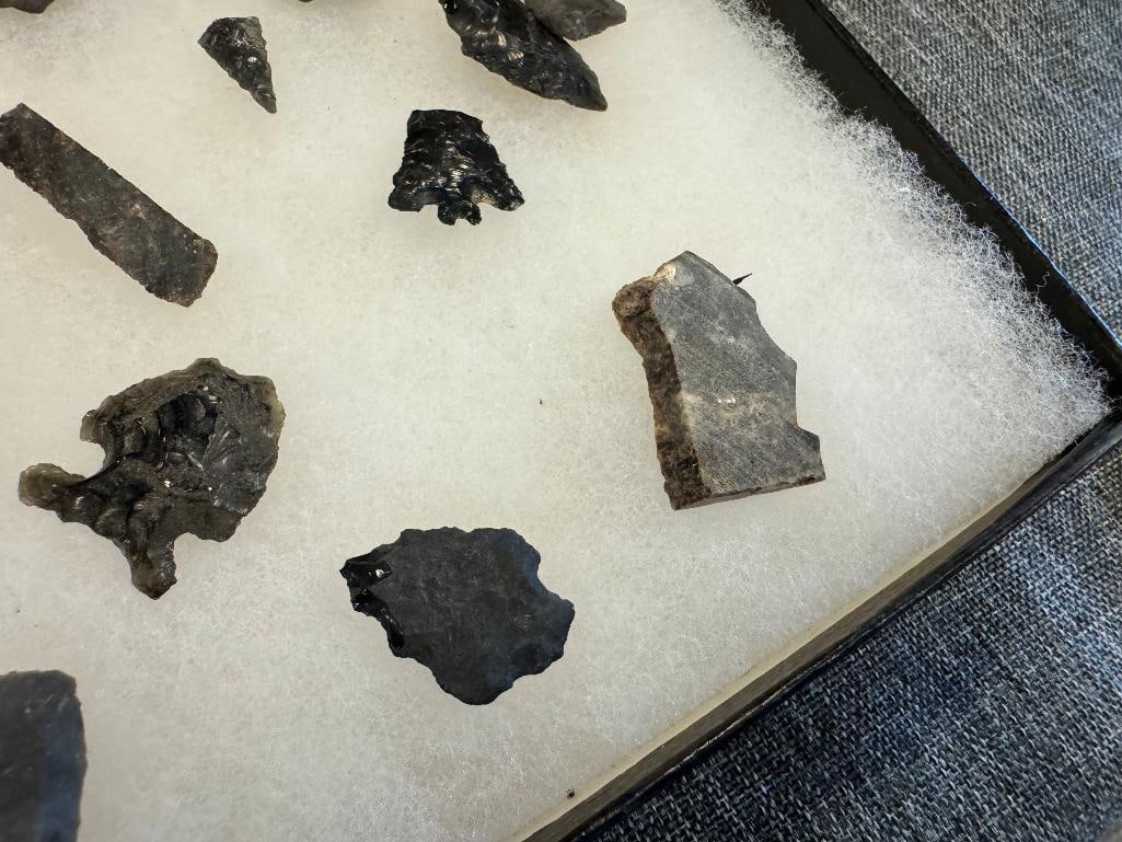 NATIVE AMERICAN ARTIFACTS / TOOLS, PRIMITIVE TOOLS ARROWHEADS / PROJECTILE POINTS - 19