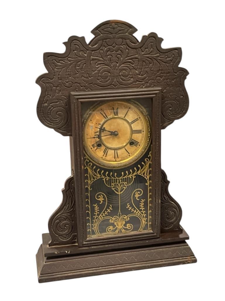 ANTIQUE WATERBURY PRESSED OAK KITCHEN CLOCK (1 of 8)