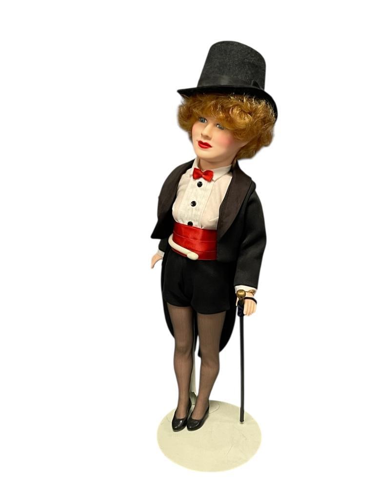1985 LUCILLE BALL EFFANBEE DOLL VINYL DOLL LEGEND SERIES MADE TO REPRESENT I LOVE LUCY CHARACTER: MAGICIAN CABARET OUTFIT WITH METAL STAND, MARKED ON THE BACKSIDE OF THE NECK 16" H