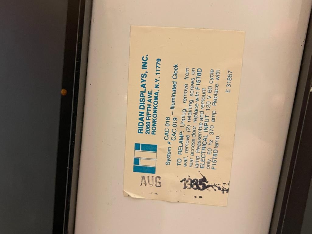 CIRCA 1985 ILLUMINATING COCA-COLA ELECTRIC ADVERTISMENT WALL CLOCK - 6