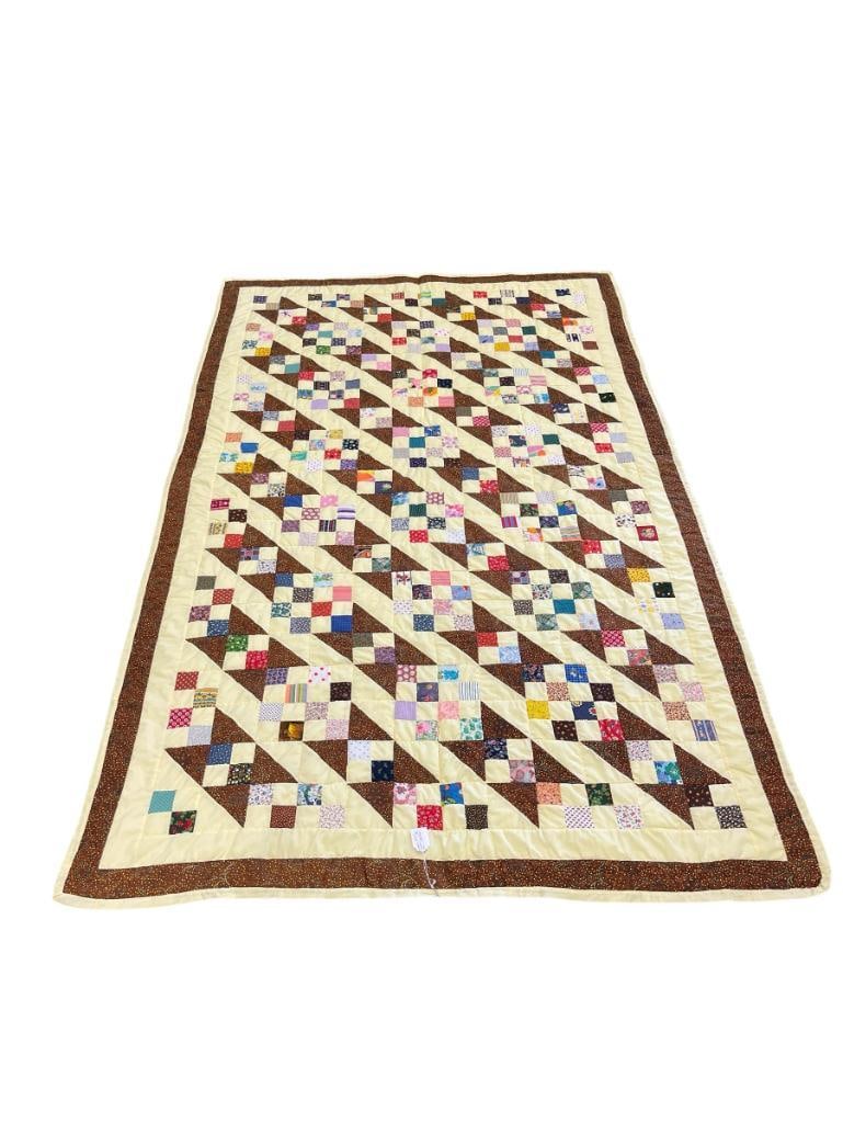 HANDMADE CLASSIC JACOB'S LADDER QUILT (1 of 6)
