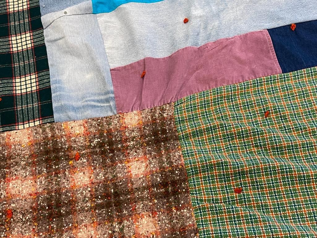 VINTAGE HANDMADE PATCHWORK QUILT / BLANKET - 3