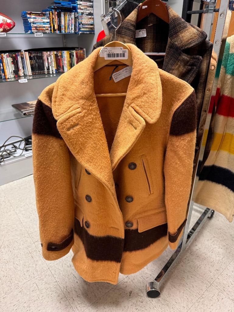 VINTAGE ABERCOMBIE & FITCH HUDSON'S BAY COMPANY POINT BLANKET MACKINAW WOOL COAT WITH BROWN STRIPES - 9