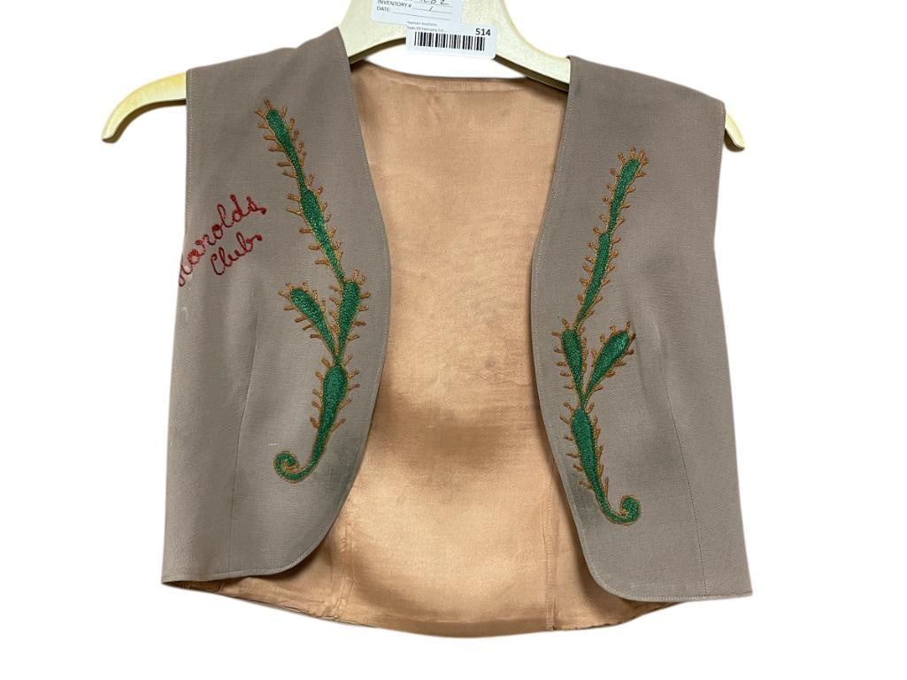 VINTAGE 1940'S HAROLD'S CLUB CASINO RENO, NEVADA CHAINSTITCHED VESTS MADE FOR FEMALE DEALERS: FEATURING THE CONESTOGA WAGON ON BACK WITH STYLIZED CACTI ON FRONT SIZE SMALL, 16" LENGTH 