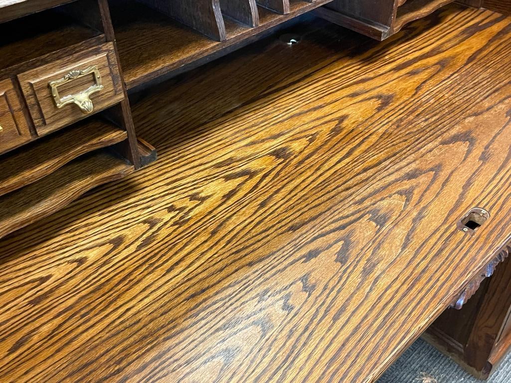 VINTAGE MARK WAYNE DARK STAINED OAK ROLL TOP DESK - 6