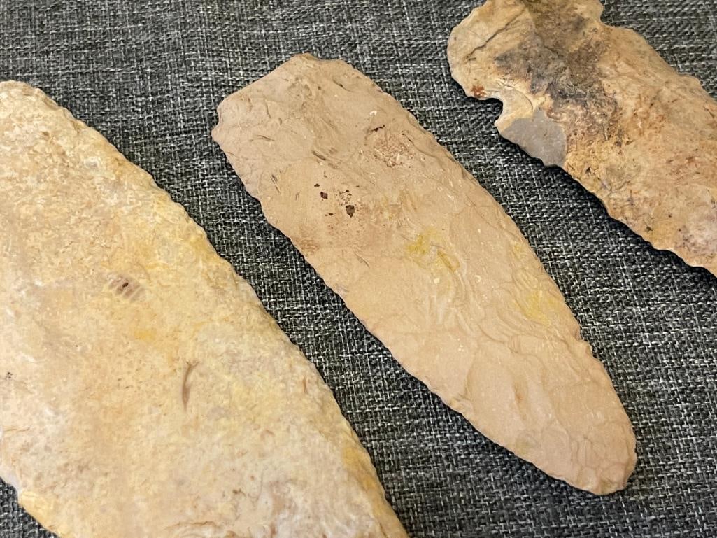 PALEO NATIVE AMERICAN HAND KNAPPED CLOVIS POINTS / ARROWHEADS / ARTIFACTS - 5