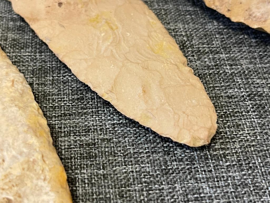 PALEO NATIVE AMERICAN HAND KNAPPED CLOVIS POINTS / ARROWHEADS / ARTIFACTS - 6