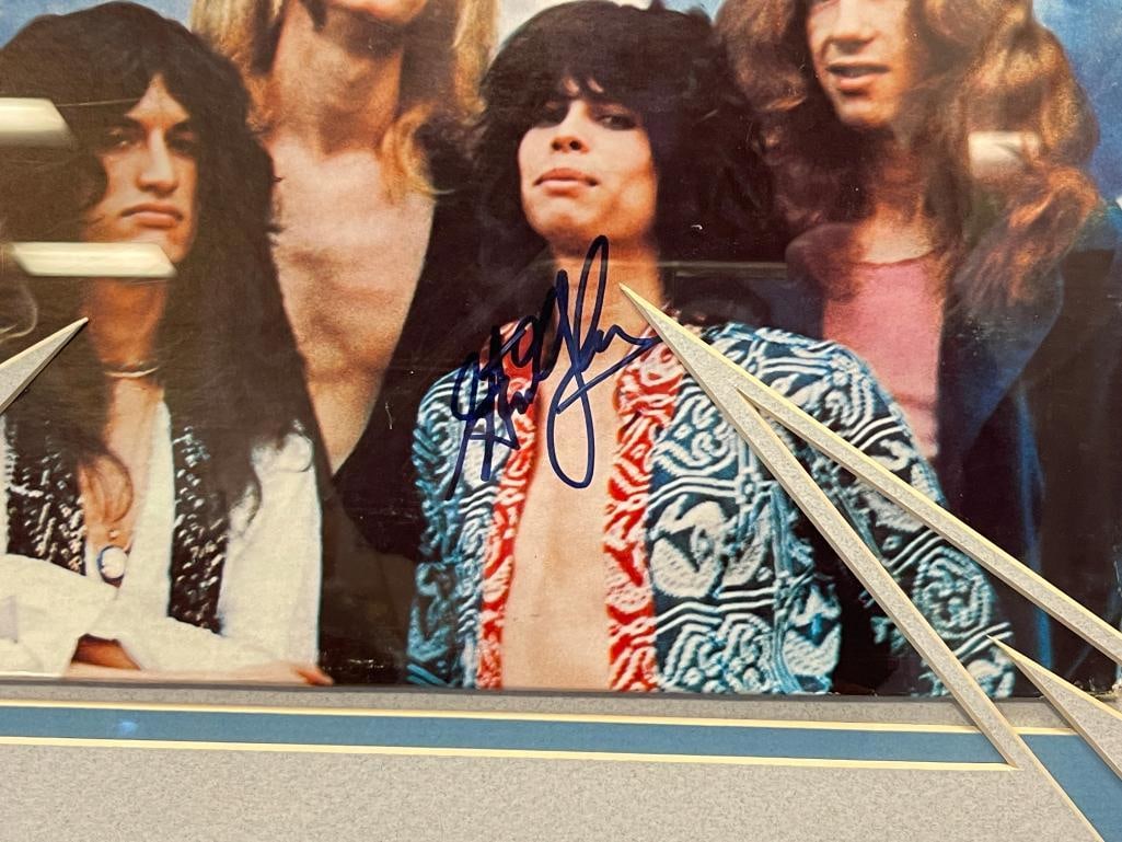 AEROSMITH ROCK N ROLL BAND AUTOGRAPHED ALBUM COVER FEATURING DREAM ON CIRCA 1996 - 6