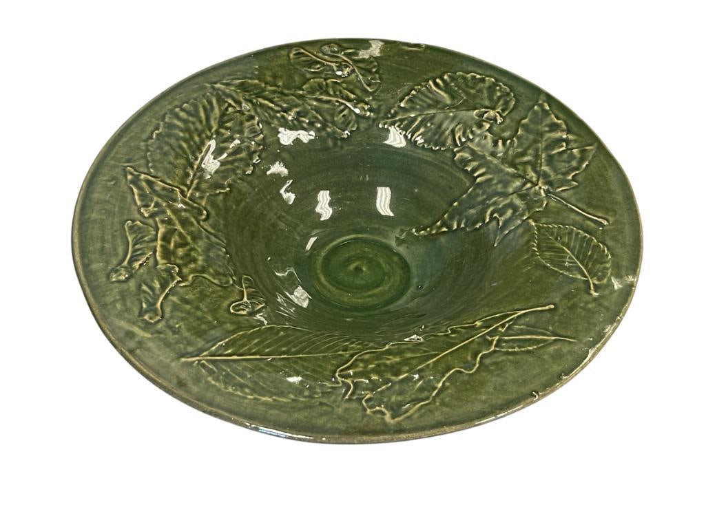 2001 ROWE POTTERY WORKS CELADON STYLE GLAZE BOWLW ITH LEAVED IN RELIEF (1 of 6)