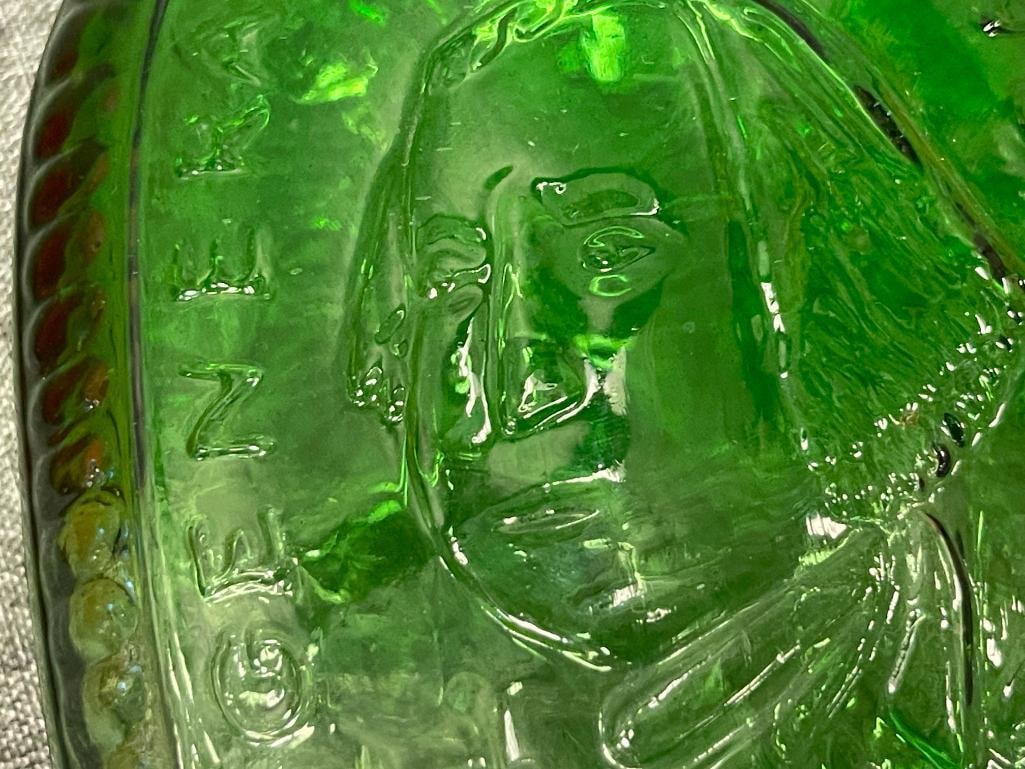 VINTAGE GEORGE WASHINGTON PORTRAIT GREEN GLASS EMBOSSED BOTTLE - 6