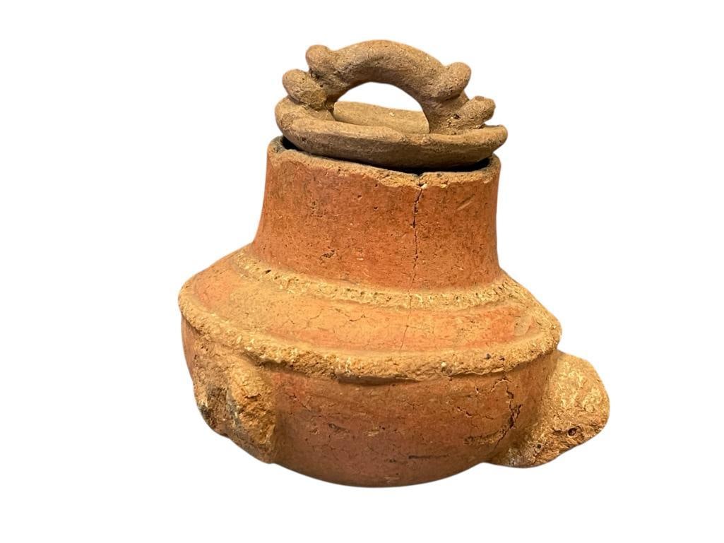 ANCIENT PRE-COLUMBIAN THREE-FOOTED VESSEL (1 of 8)