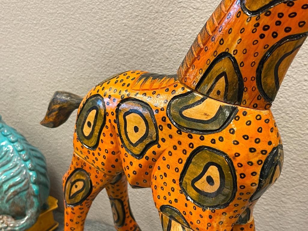 WHIMSICAL CARVED WOOD AND HAND PAINTED GIRAFFE ANIMAL STATUE - 4